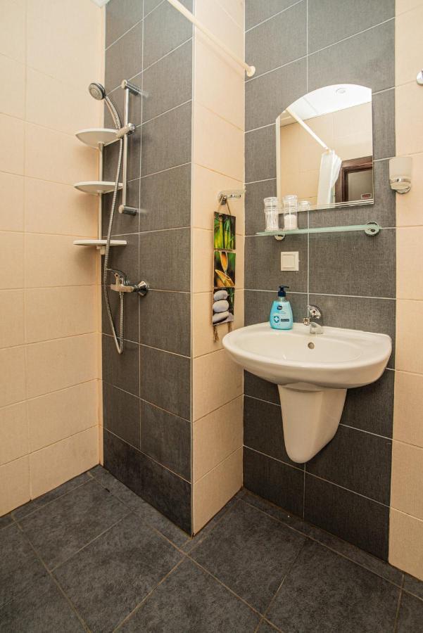 Vera By Rv Apartment Varna